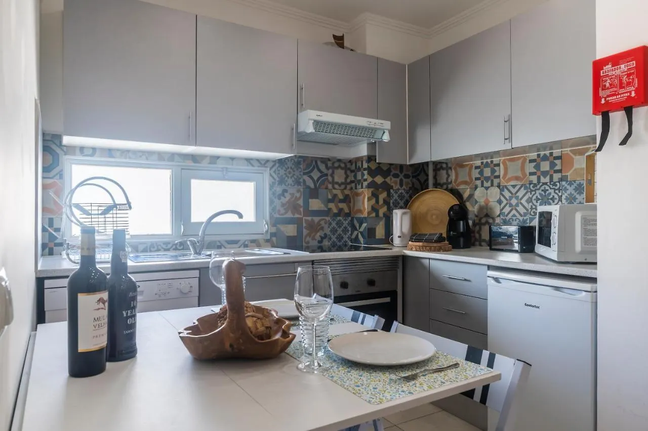 Sea View T1 Apartment - Free Wifi - Swimming Pool Albufeira