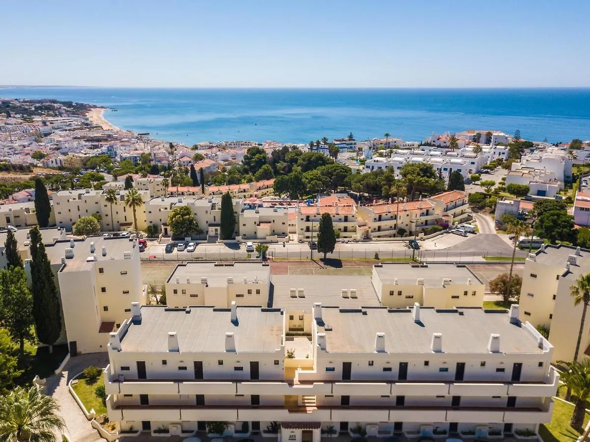 Sea View T1 Apartment - Free Wifi - Swimming Pool Albufeira 0*,  Portogallo