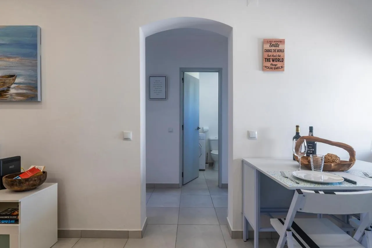 Sea View T1 Apartment - Free Wifi - Swimming Pool Albufeira